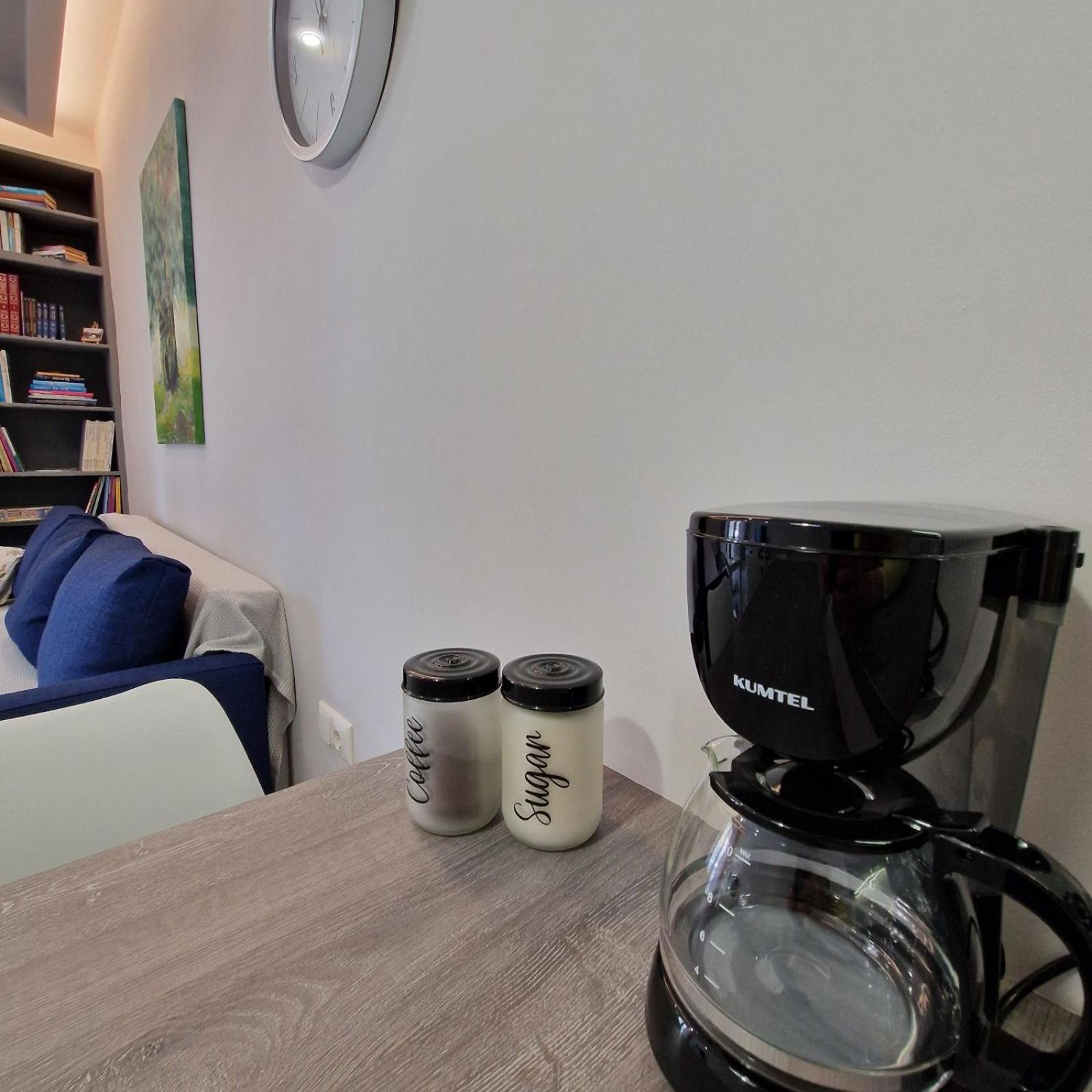 N&S Apartment A Едеса Екстериор снимка